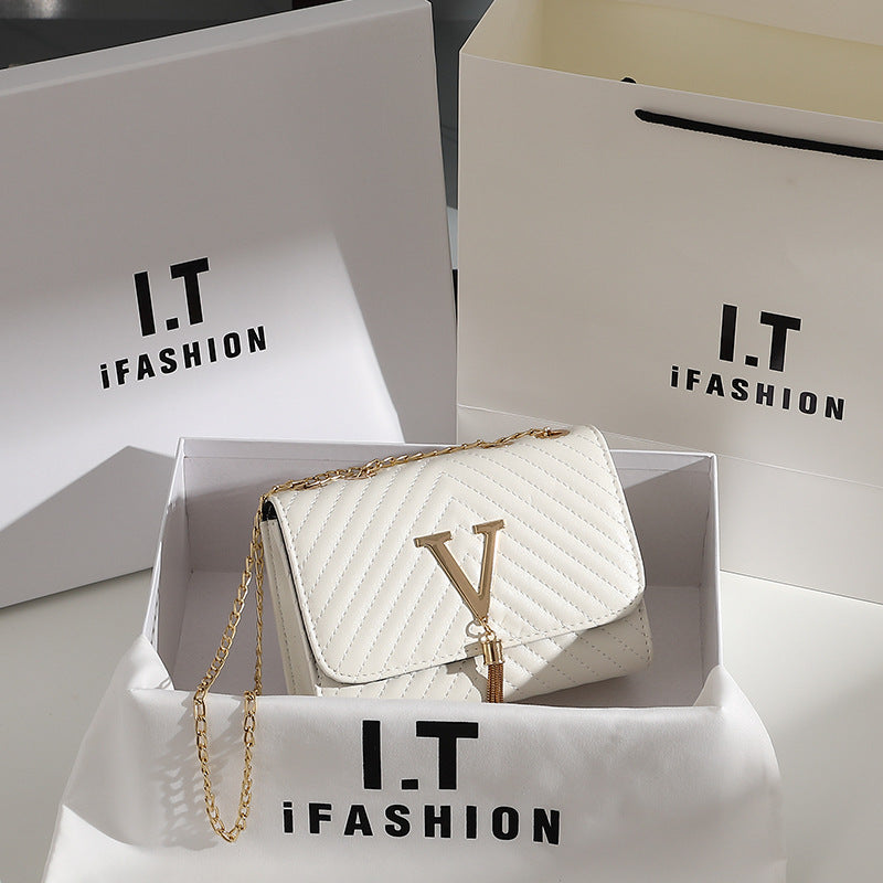 Small Bag Female Summer 2022 New Trendy Fashion Chain Small Square Bag All-match Shoulder Messenger Bag Handmade Bag Wholesale