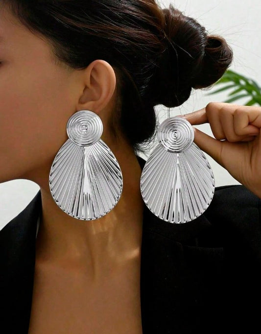 1pair New Exaggerated European And American Style Large Leaf Earrings
