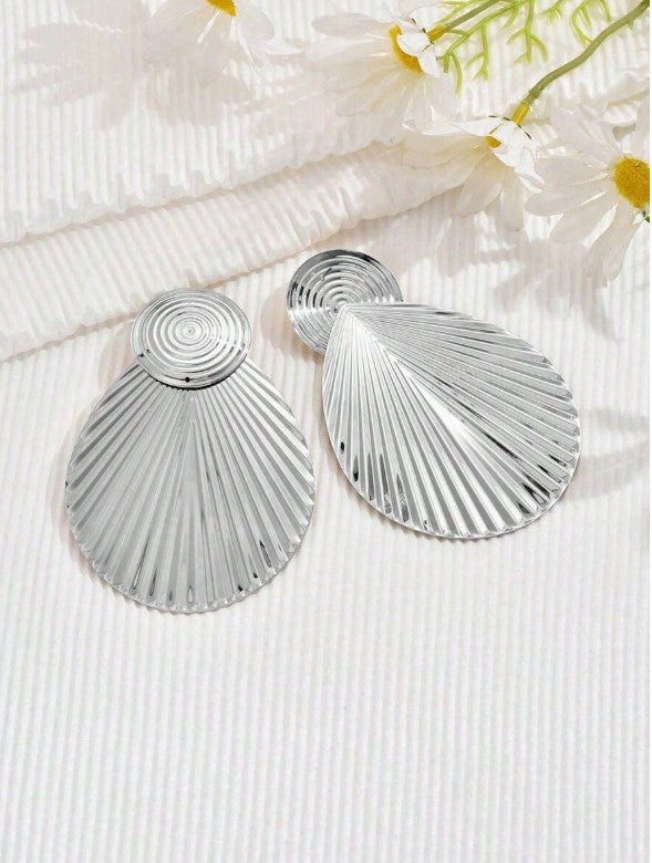 1pair New Exaggerated European And American Style Large Leaf Earrings