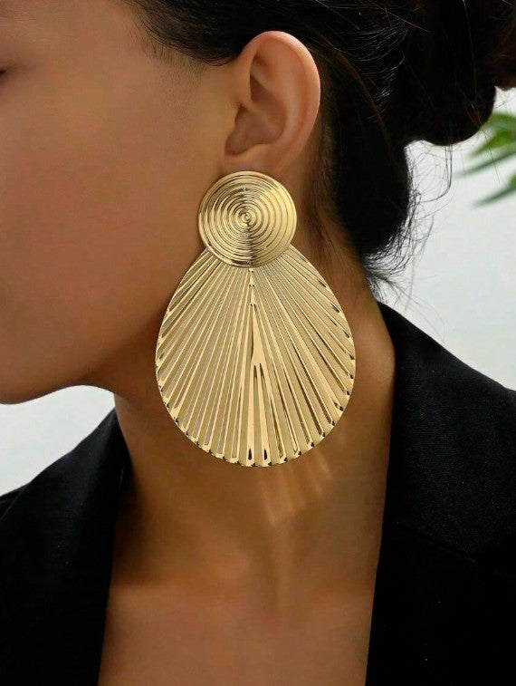 1pair New Exaggerated European And American Style Large Leaf Earrings